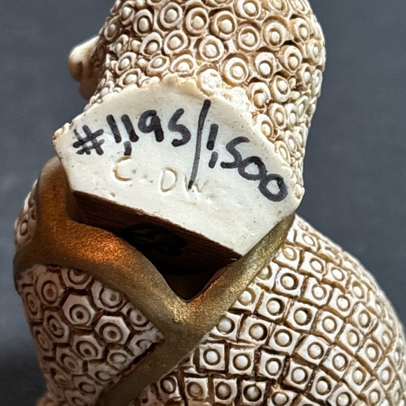 Harmony Kingdom Tapestry Series "Sateen"  Limited Ed 1195/1500 w/Swarovski  Eyes - Picture 7 of 10